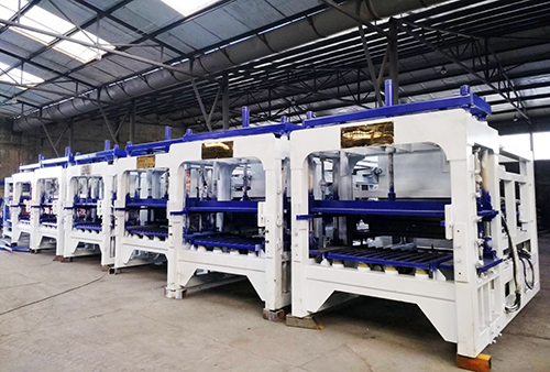 選購(gòu)好的水泥磚機(jī)需要注意哪些的地方？